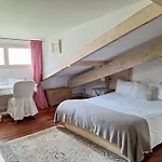 Catarie Отель Гетари